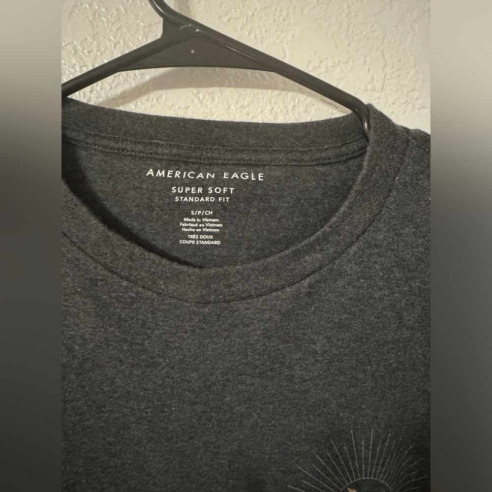 American Eagle Medium Super Soft Tee - Picture 3 of 4